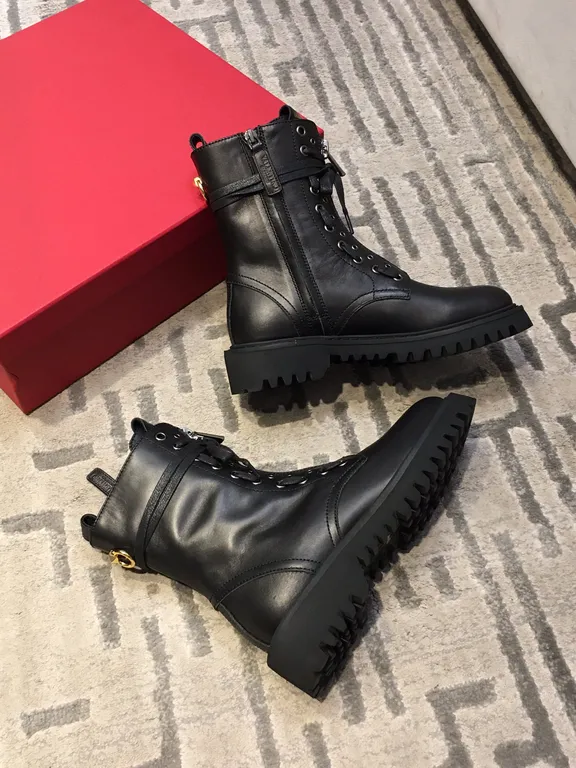 Valentino Shoe 